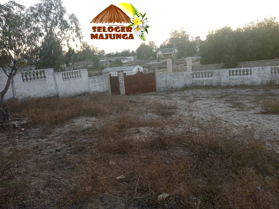 E trano Terrain Vendre Maroala Majunga